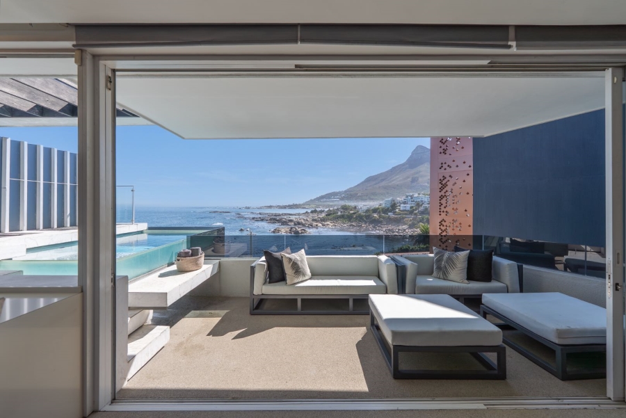 3 Bedroom Property for Sale in Bakoven Western Cape